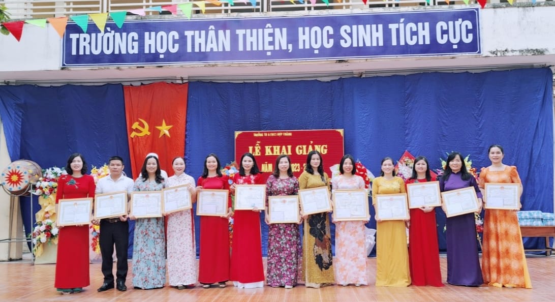 TRƯỜNG TH&THCS HỢP THÀNH TỔ CHỨC LỄ KHAI GIẢNG NĂM HỌC 2023 – 2024